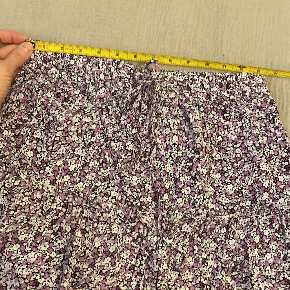 Zara Floral Purple and Black Patterned Skort. Size M